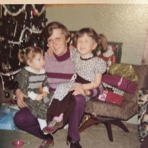 Meet your Posher, Denise